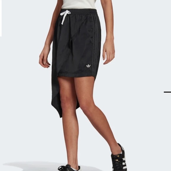 Adidas Asymmetrical skirt black size small approximately base on measurements - Picture 1 of 13